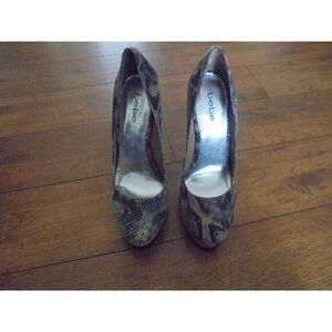 Bebe Snakeskin Beige Heels Shoes Platform Pumps Black Beige Size 8‎ 1/2 $139.00